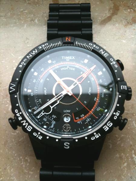 Armbanduhr-Timex-E-Tide-Temp-Kompass-001.jpg