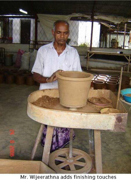 Clay water filter red cross img 6.jpg