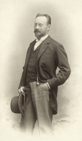 Datei:Carl Auer von Welsbach 1910.jpg